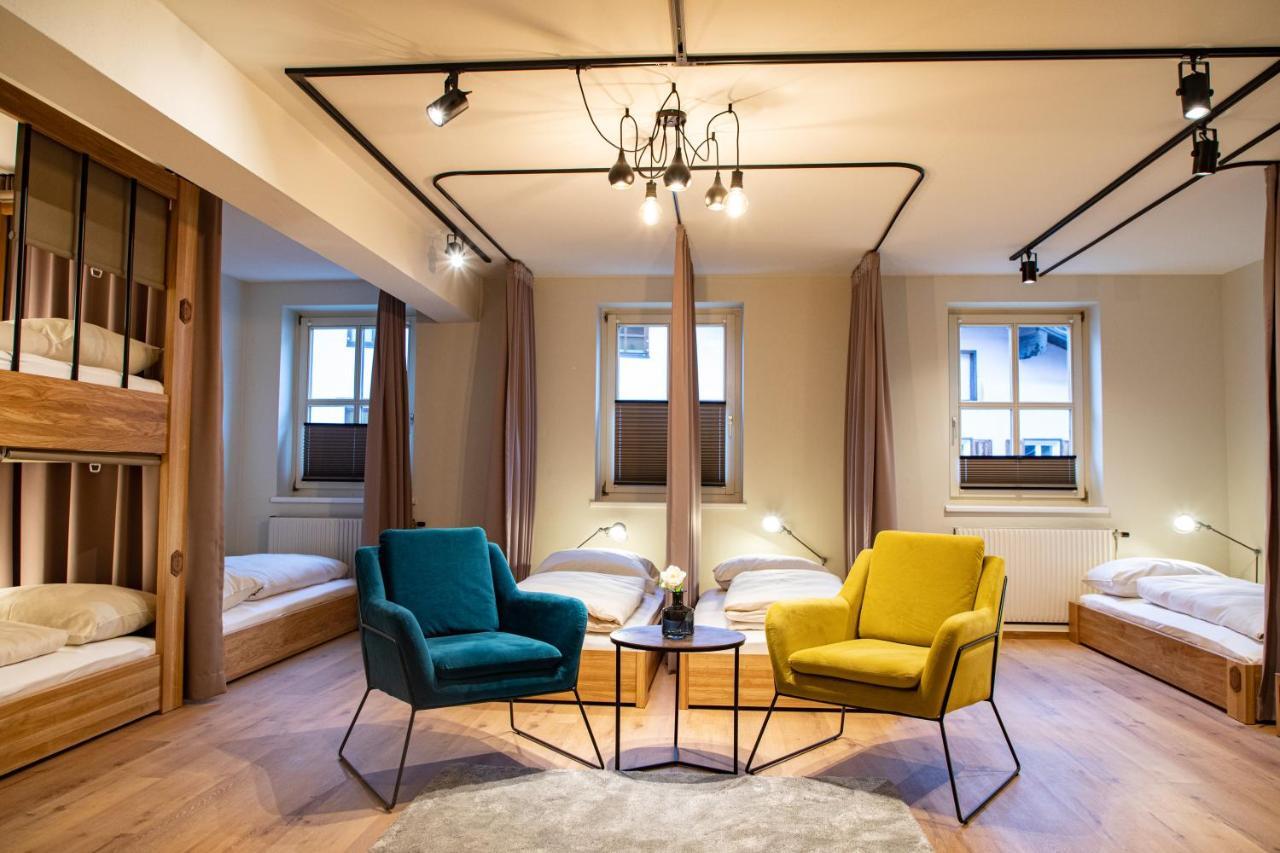 Roomie Alps Design Hostel คิทซ์บือห์ ภายนอก รูปภาพ