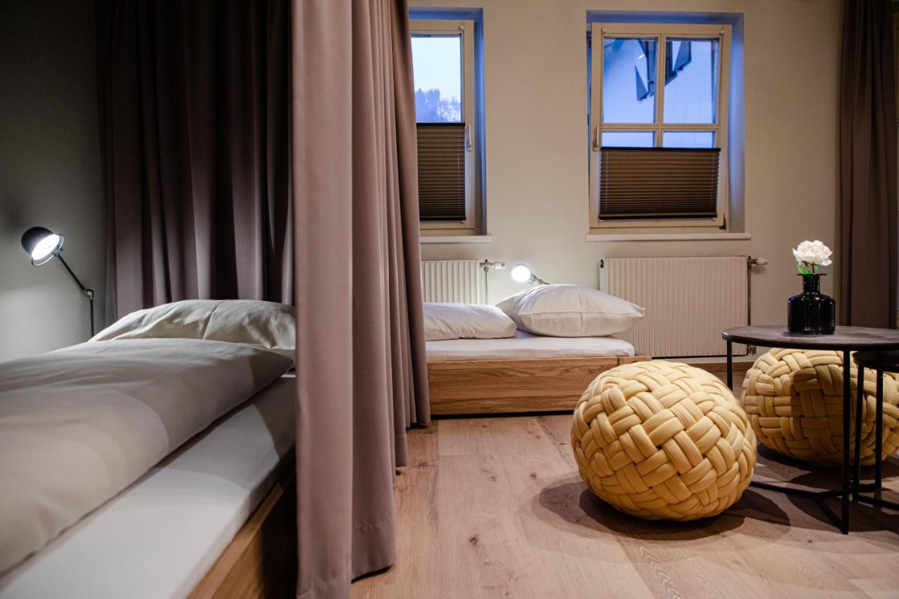 Roomie Alps Design Hostel คิทซ์บือห์ ภายนอก รูปภาพ